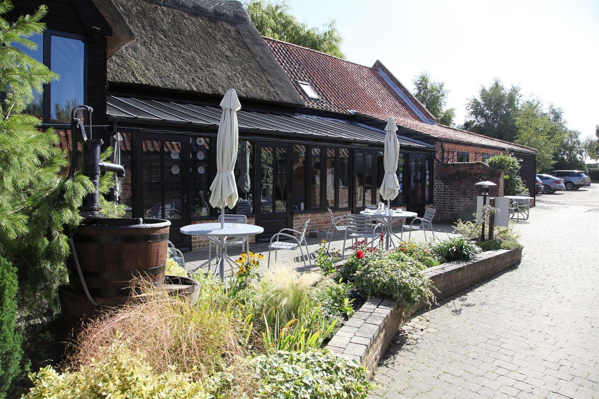 Ivy House Country 3*