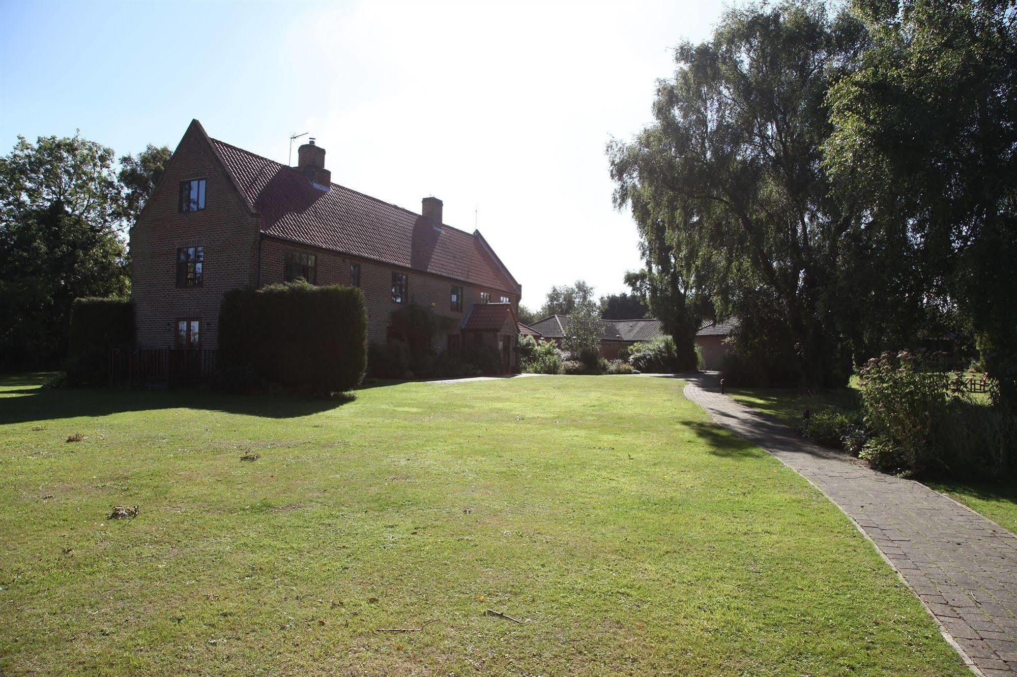 Hotel Ivy House Country 3*